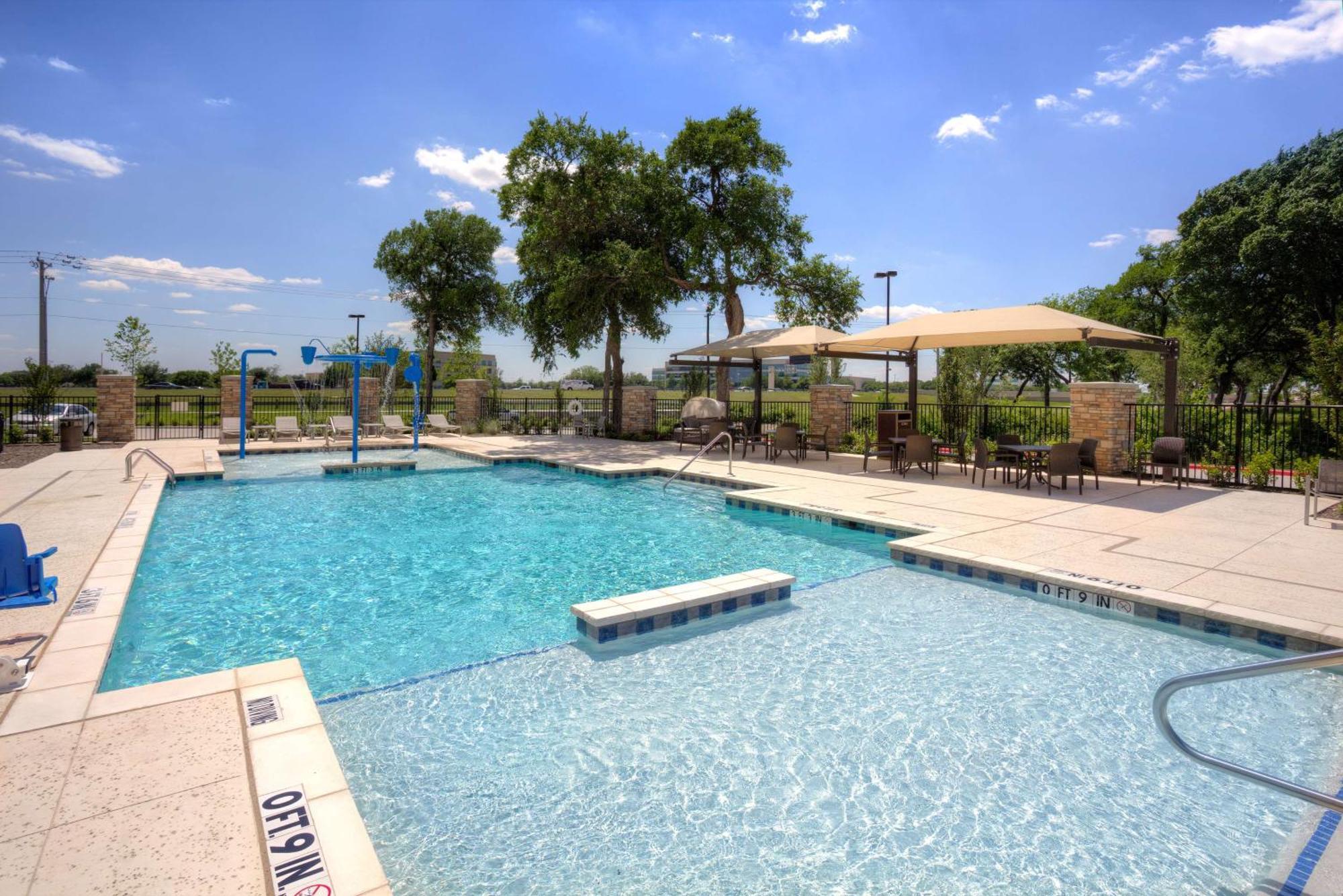 Hampton Inn & Suites Dallas/Plano-East Exteriér fotografie